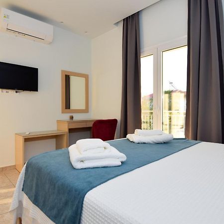 Katakis Luxury Apartment Chania  ภายนอก รูปภาพ