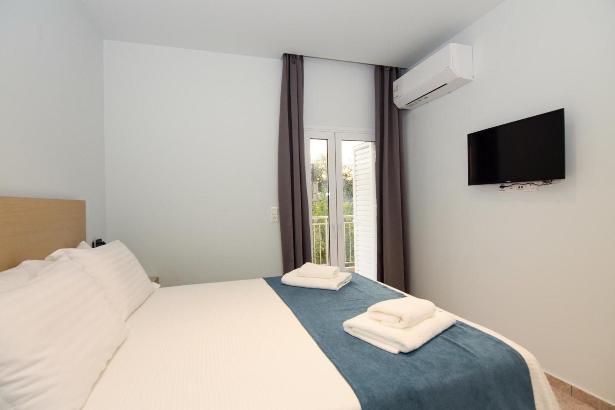 Katakis Luxury Apartment Chania  ภายนอก รูปภาพ