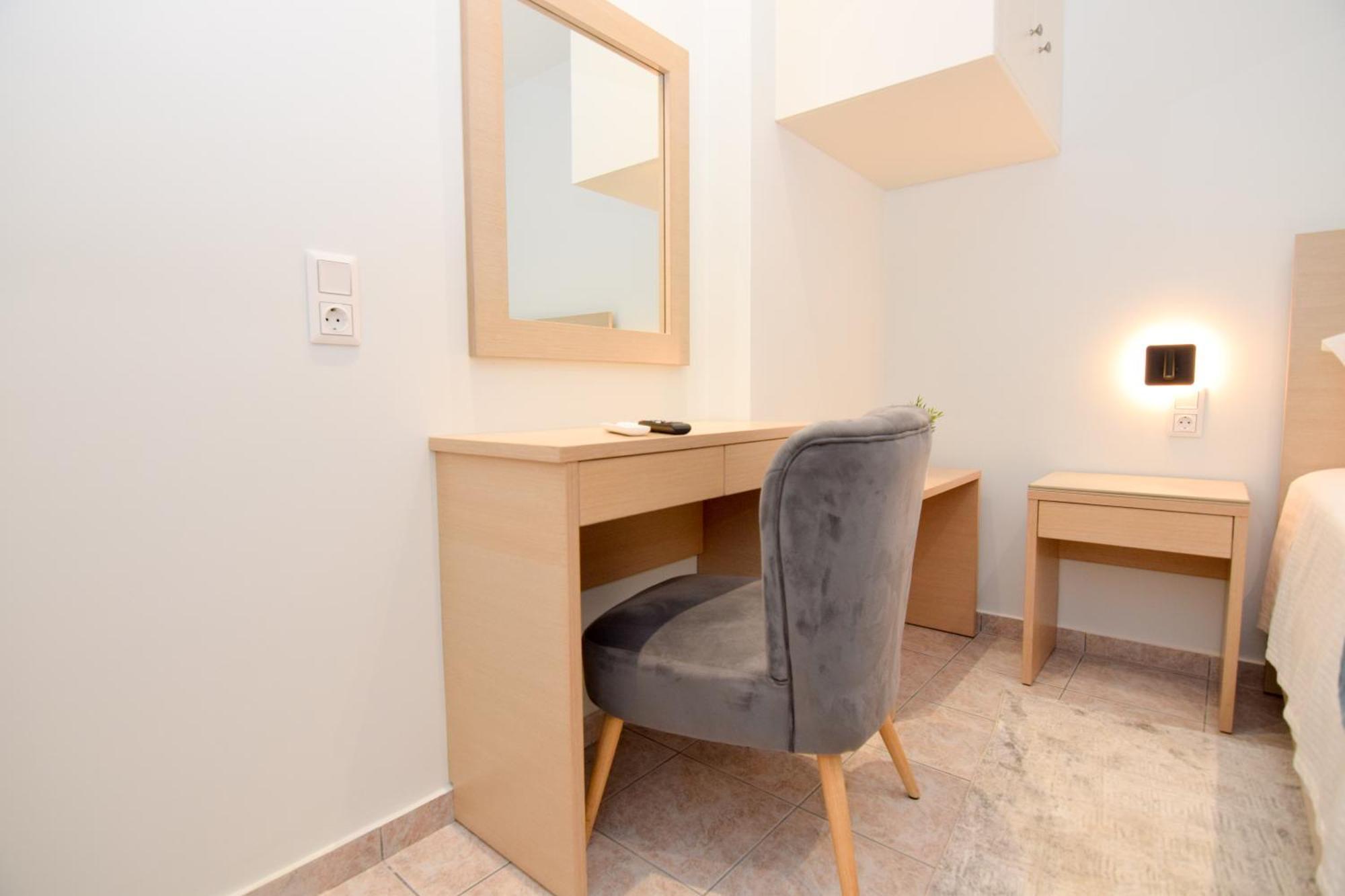 Katakis Luxury Apartment Chania  ภายนอก รูปภาพ