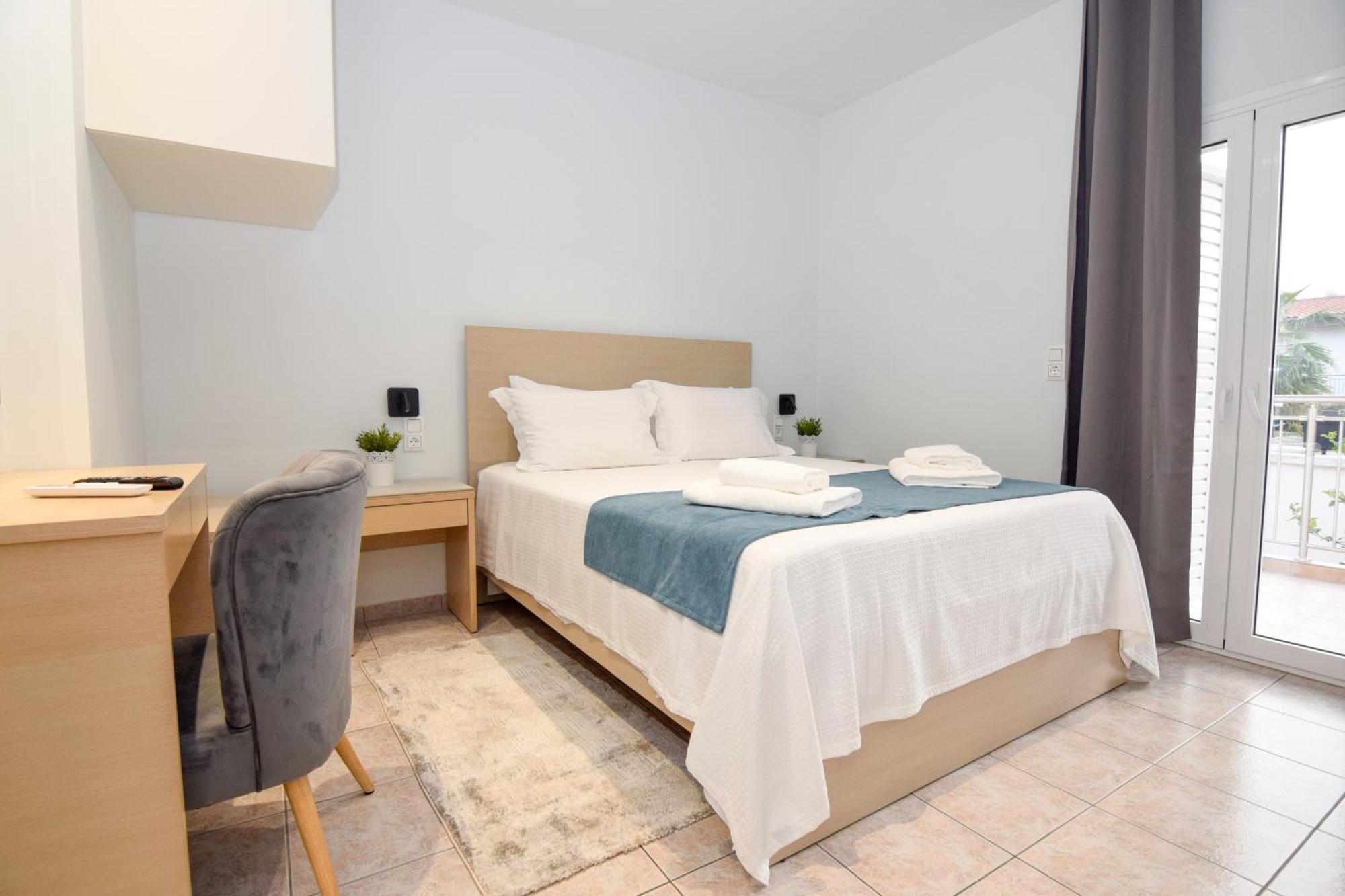 Katakis Luxury Apartment Chania  ภายนอก รูปภาพ