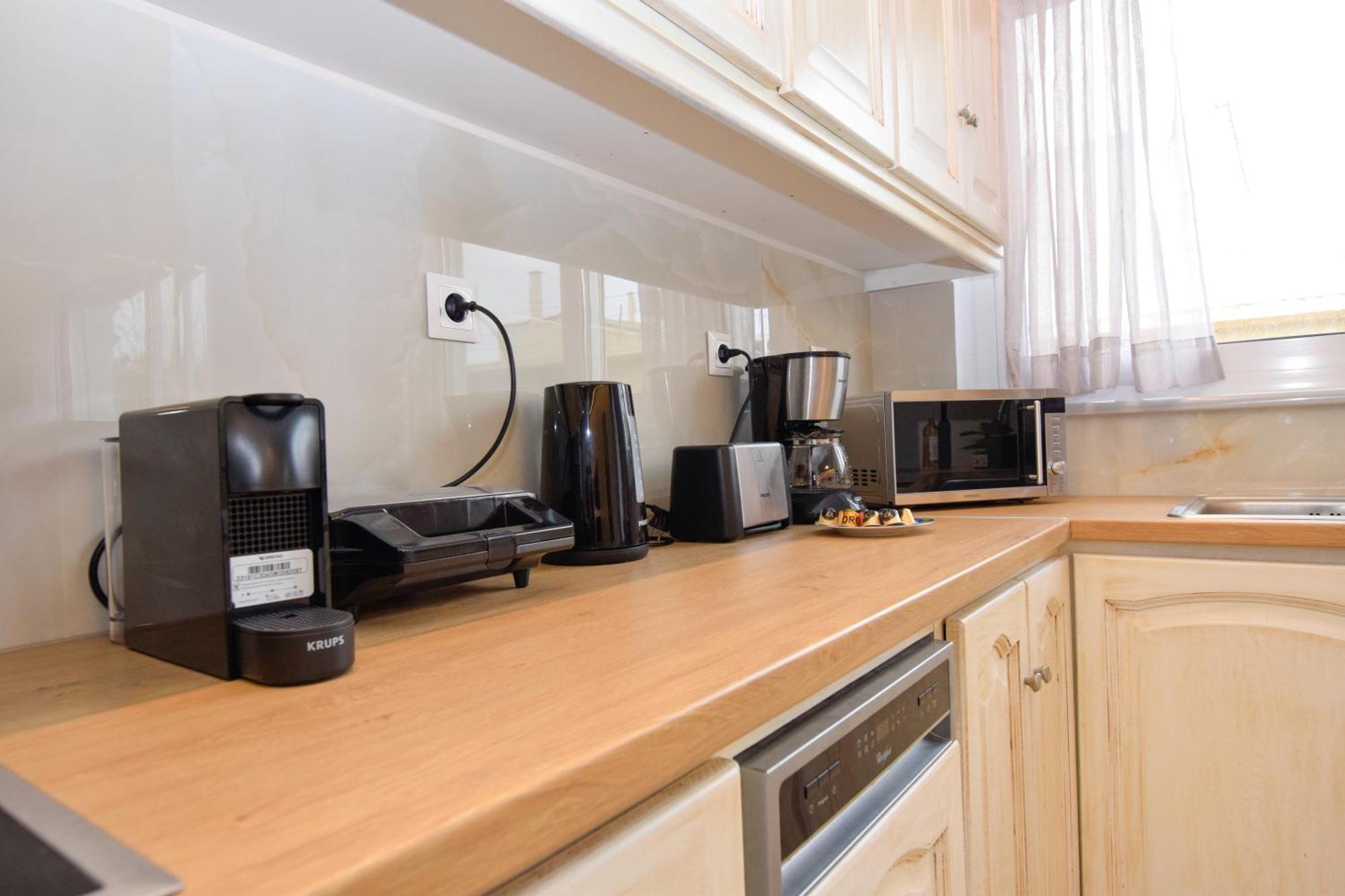 Katakis Luxury Apartment Chania  ภายนอก รูปภาพ